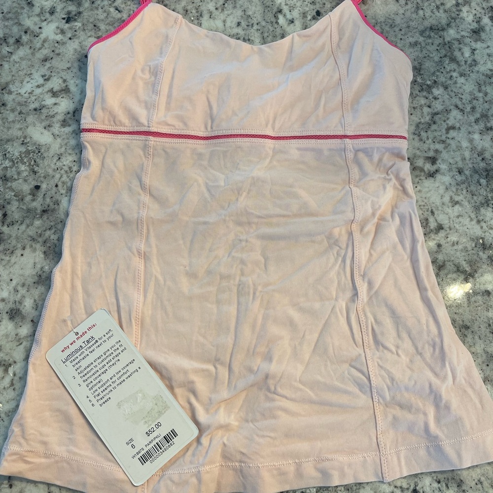 NWT Lululemon Women’s Luminous Tank Sz 6